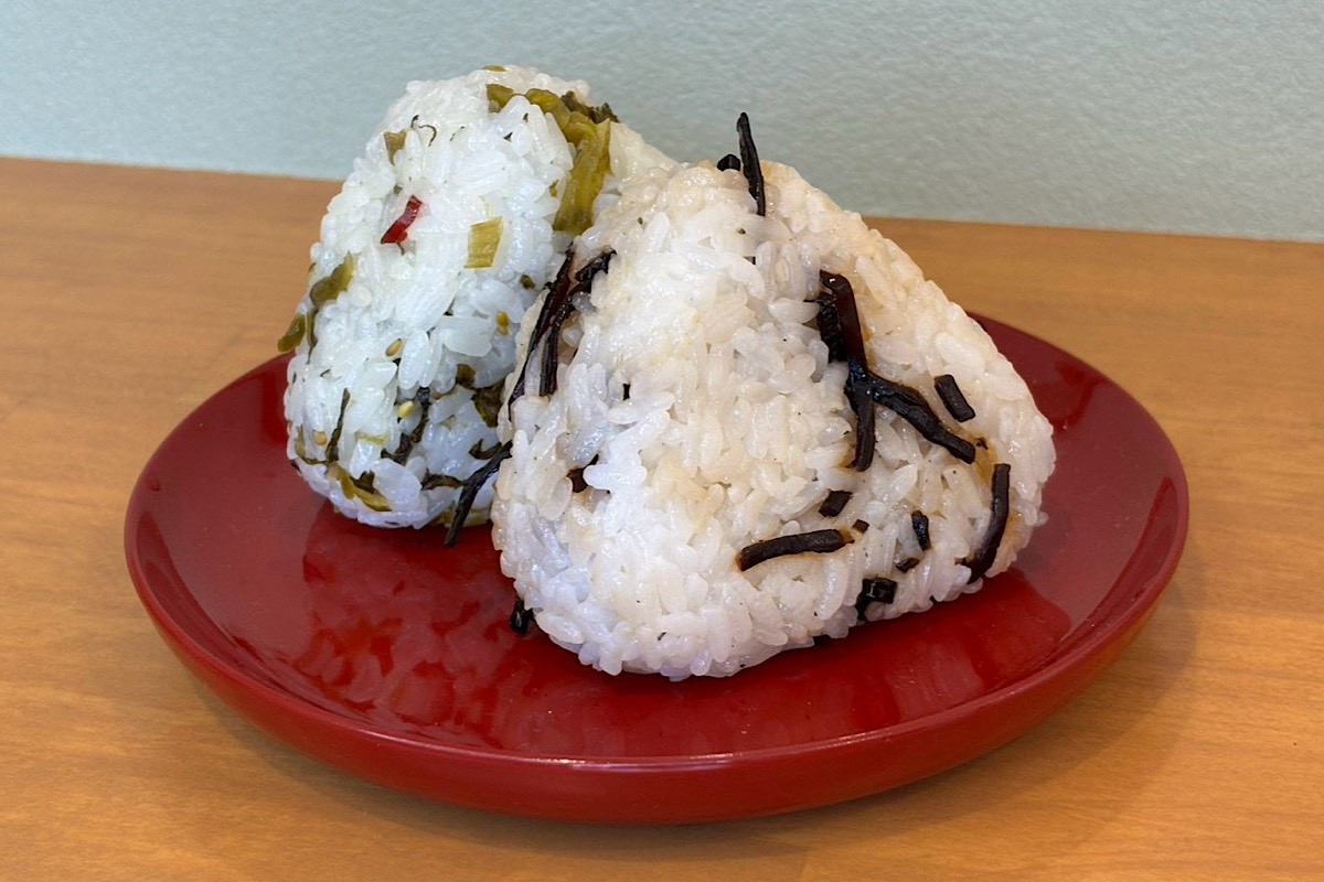 昆布おにぎり、高菜おにぎり